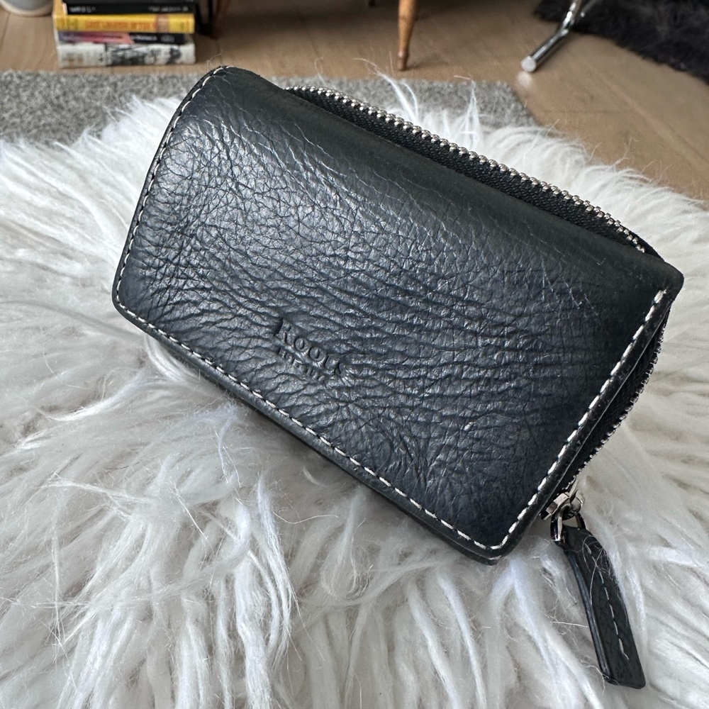Roots Black Leather Wallet with White Stitching